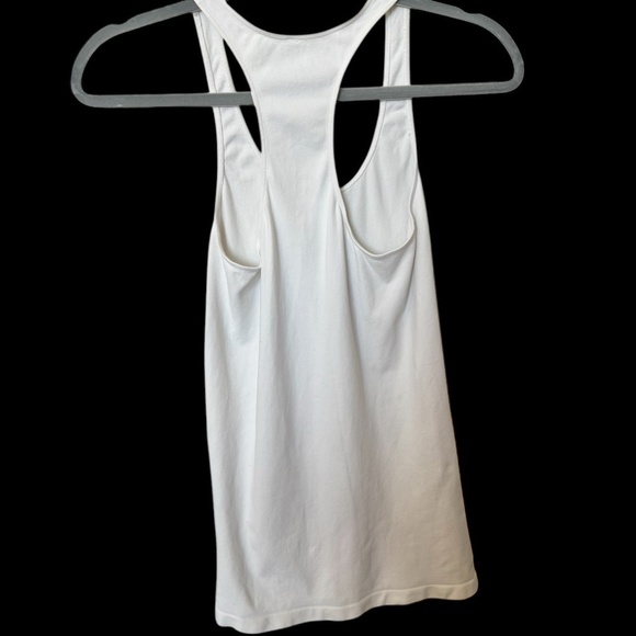 Aritzia Babaton Slimming Tank Size Medium Ivory - Picture 2 of 3